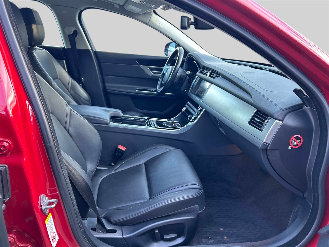 Jaguar XF-Series  2017