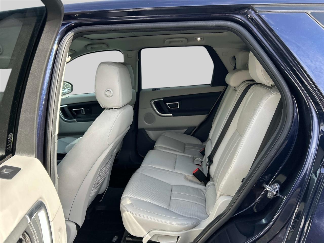 Land Rover Discovery Sport  2016