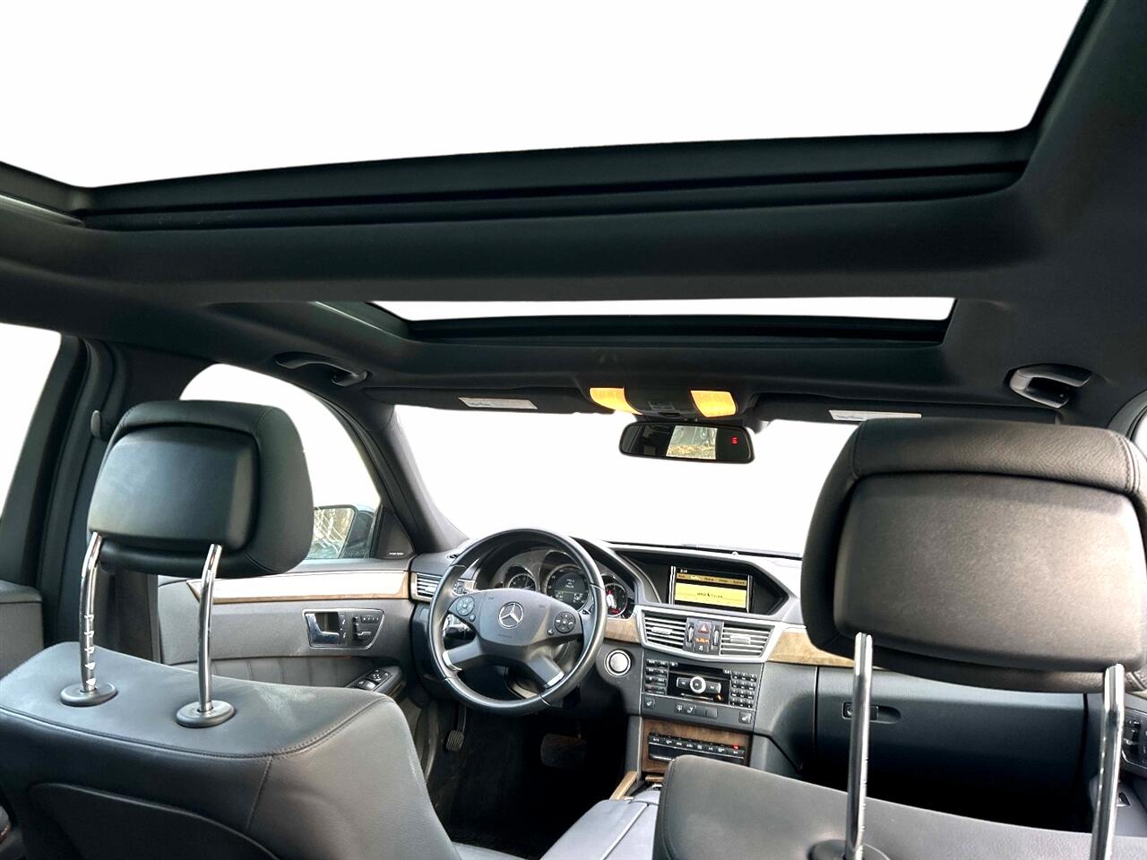 Mercedes-Benz E-Class  2010