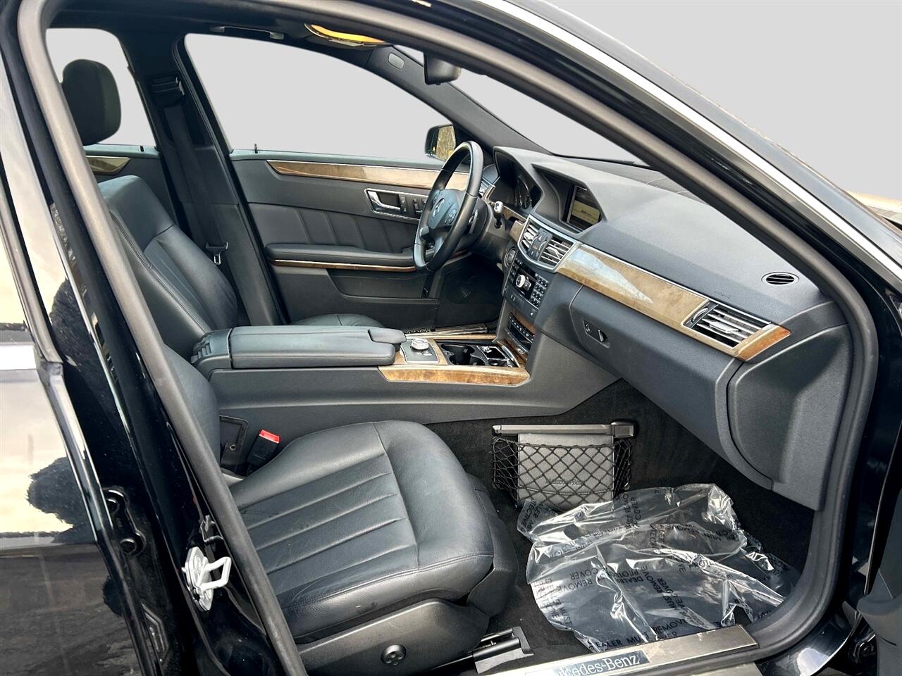 Mercedes-Benz E-Class  2010