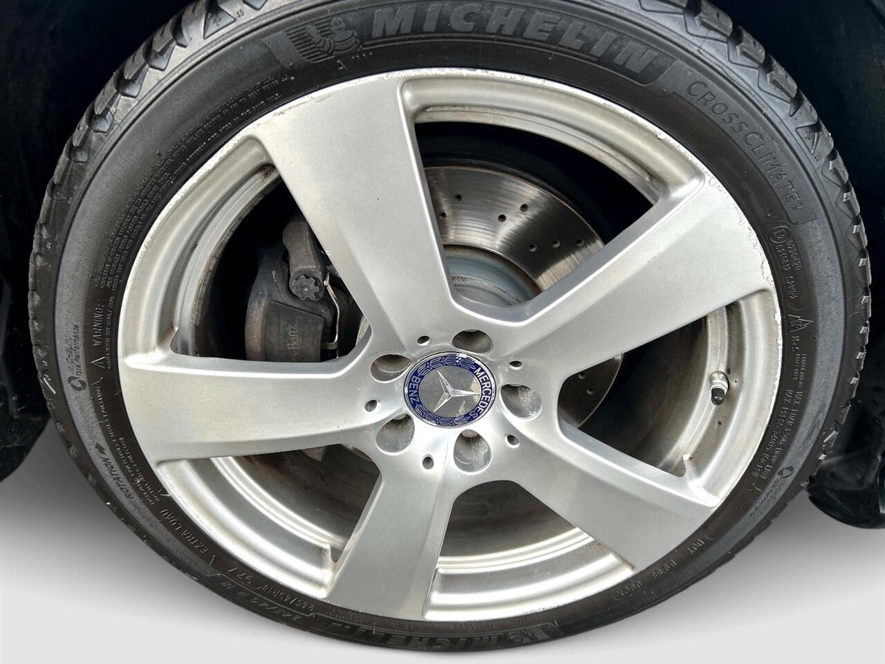 Mercedes-Benz E-Class  2010