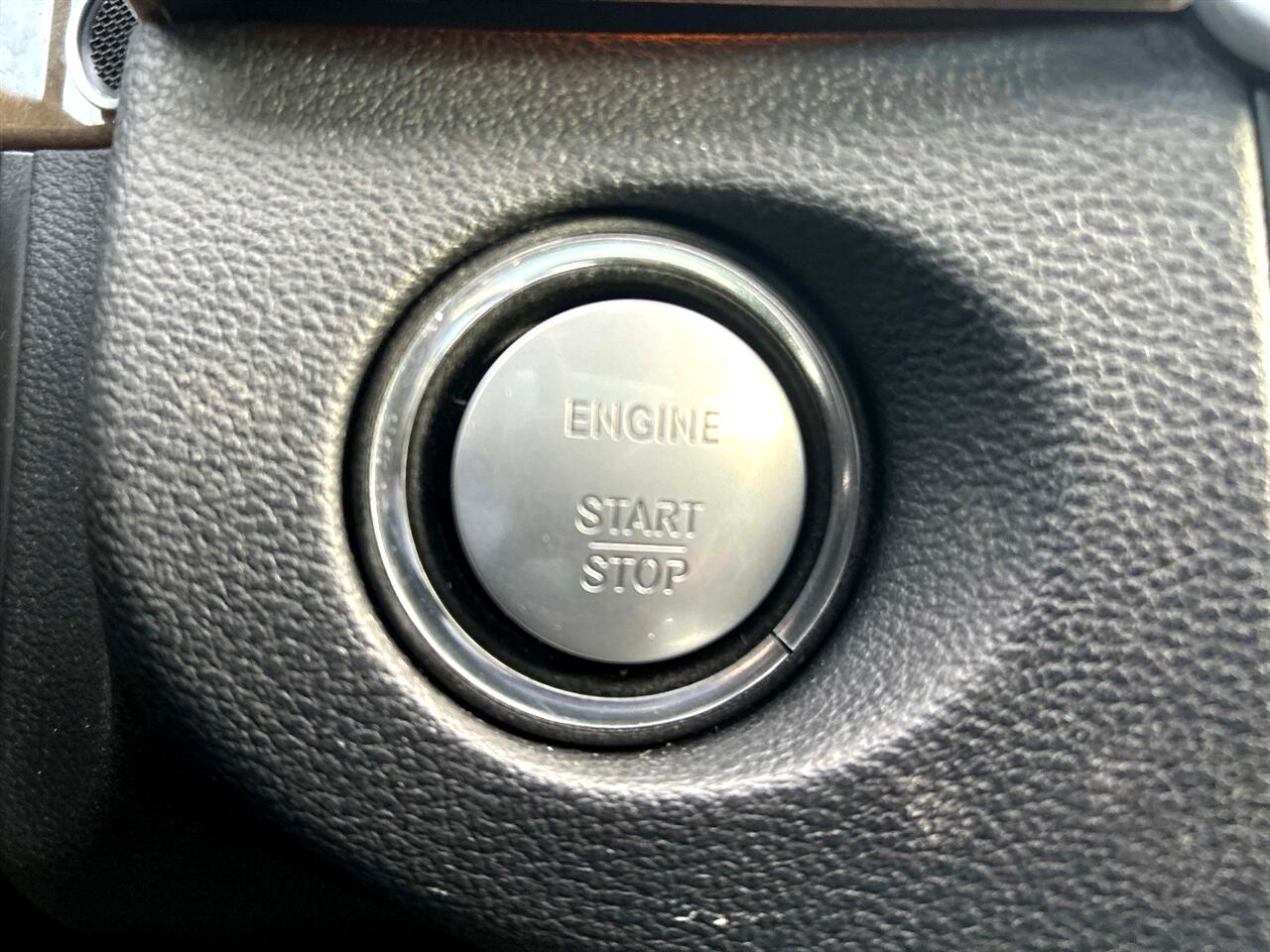 Mercedes-Benz E-Class  2010