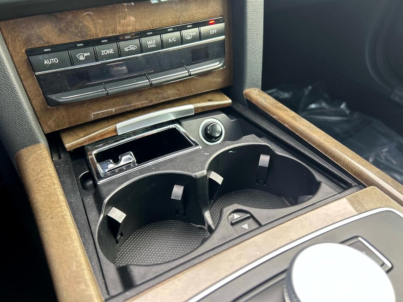 Mercedes-Benz E-Class  2010