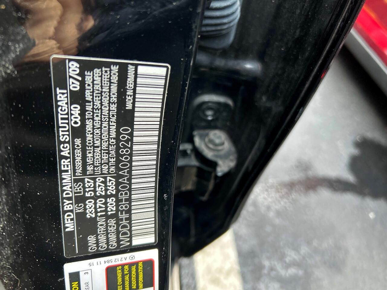 Mercedes-Benz E-Class  2010