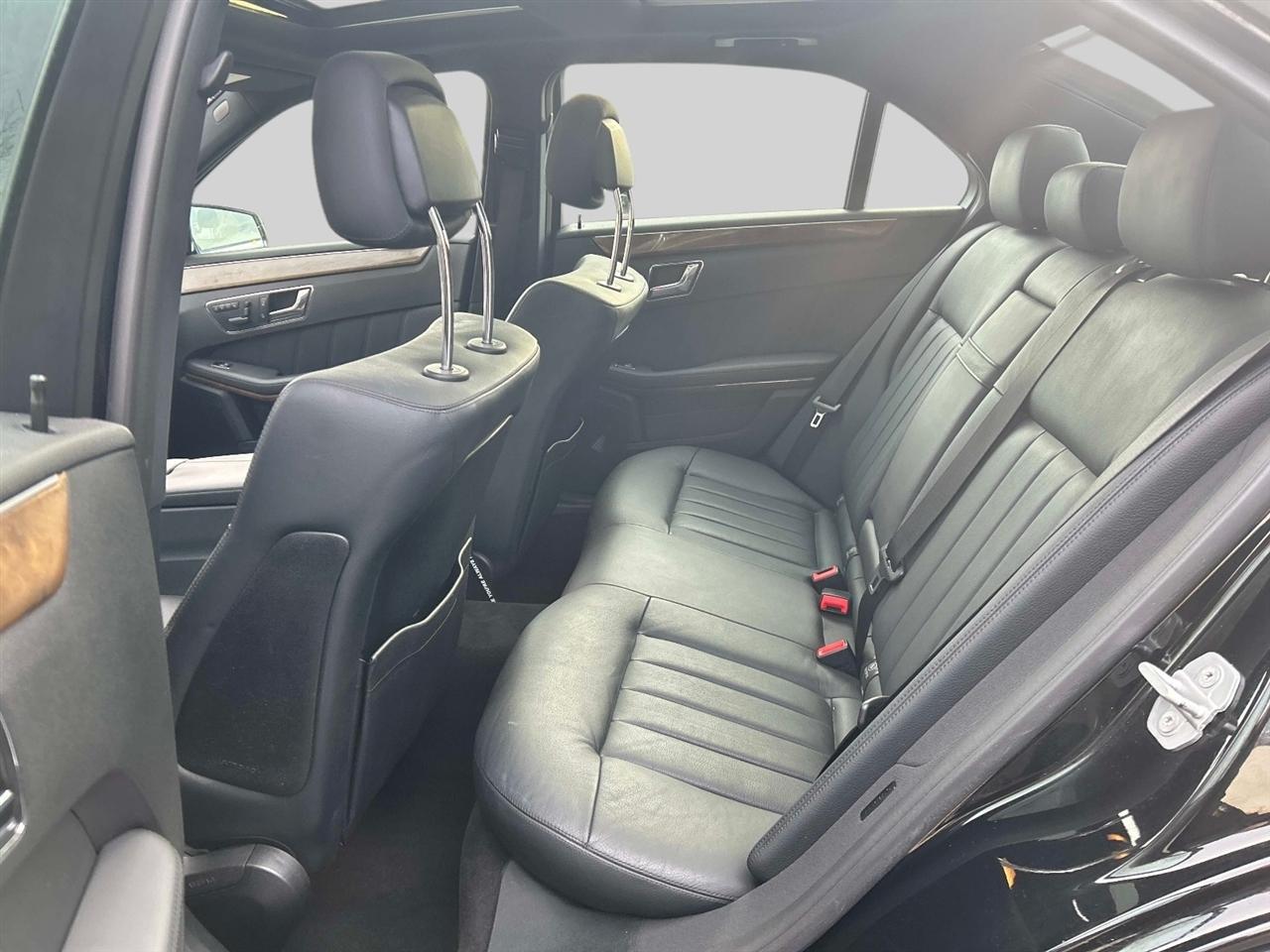 Mercedes-Benz E-Class  2010