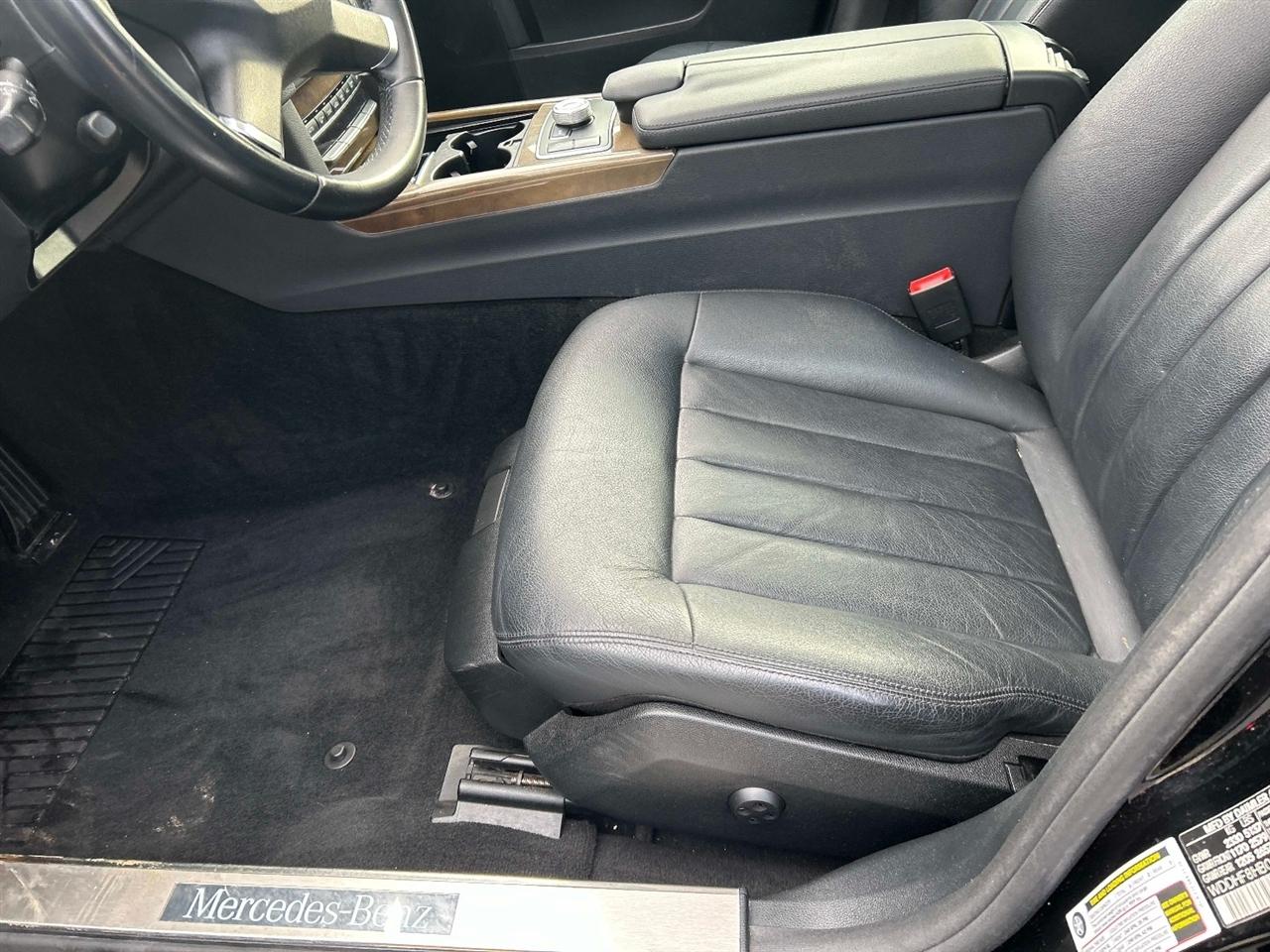 Mercedes-Benz E-Class  2010