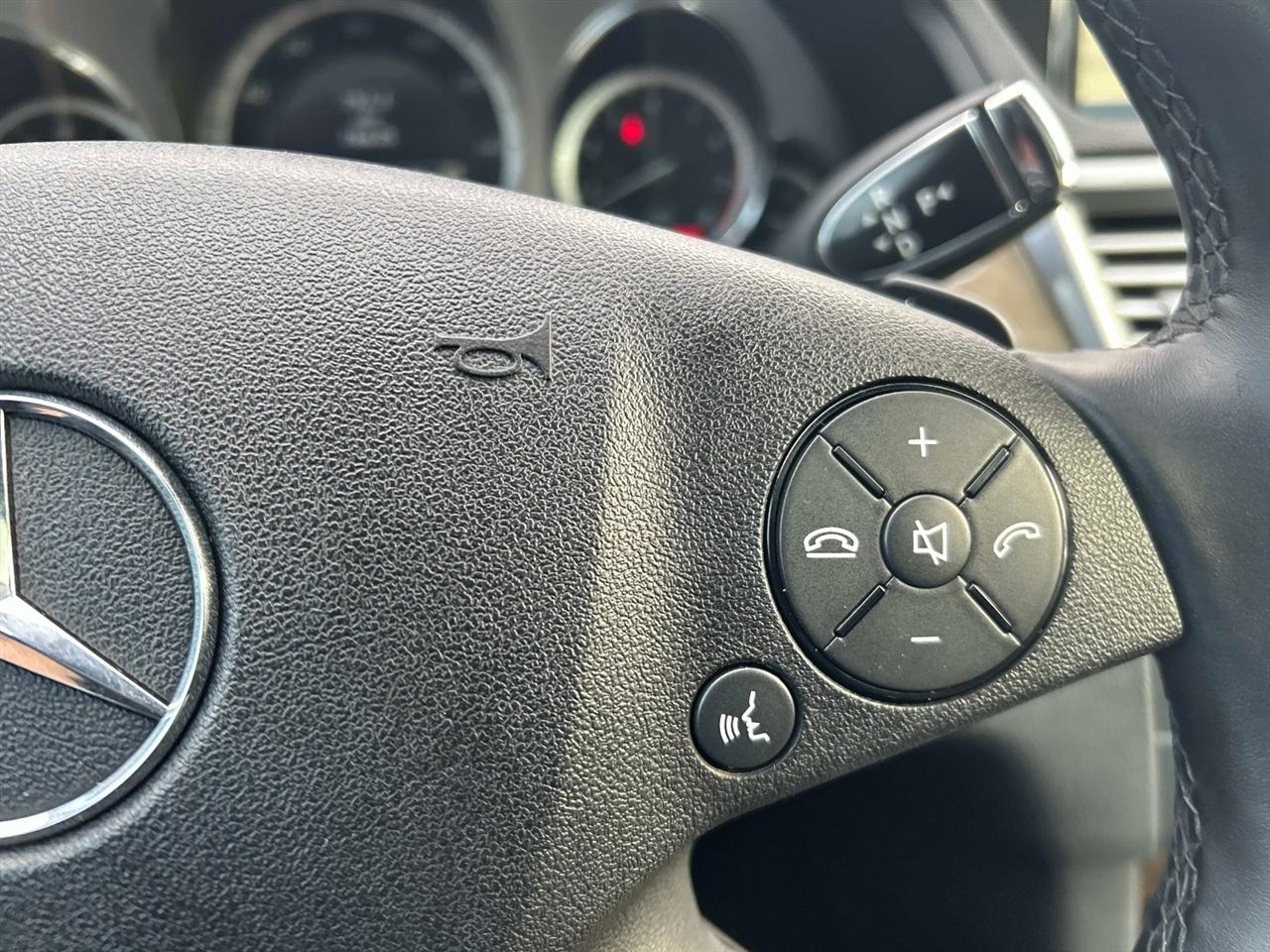 Mercedes-Benz E-Class  2010