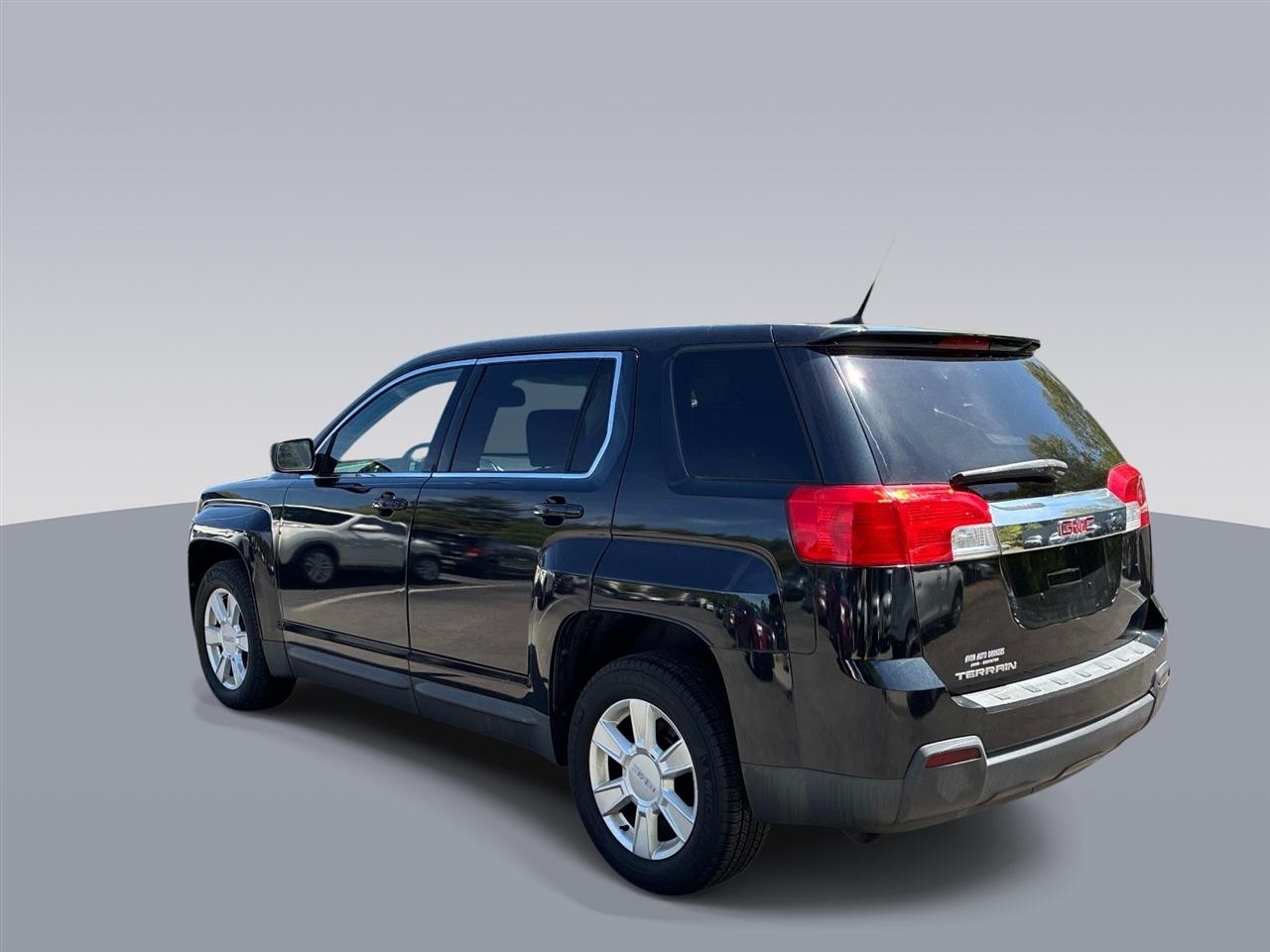 GMC Terrain FWD 4dr SLE-1 2011