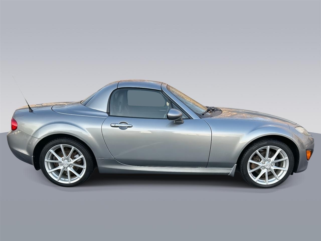 Mazda MX-5 Miata  2010