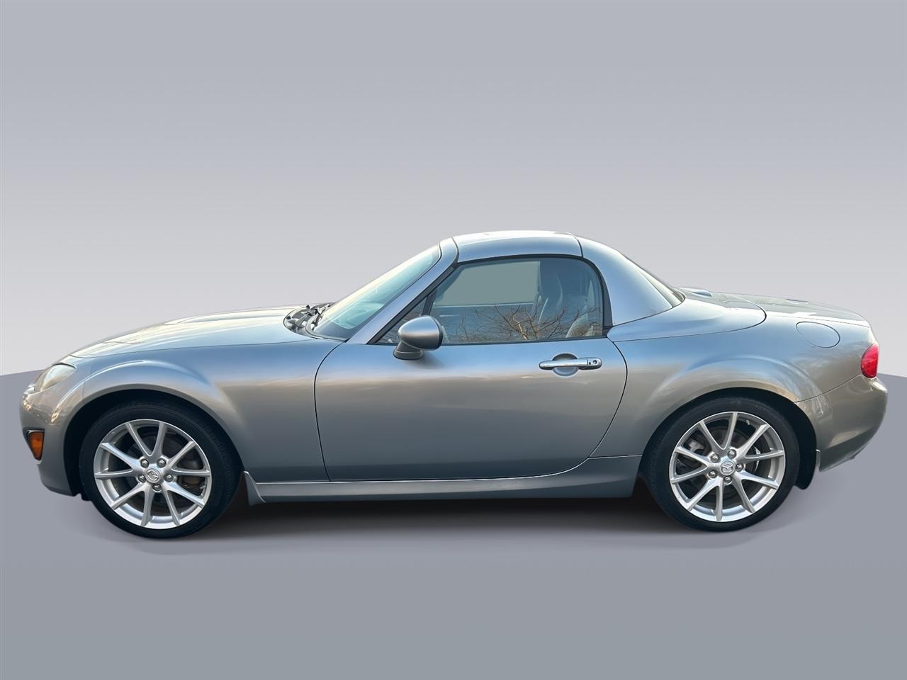 Mazda MX-5 Miata  2010