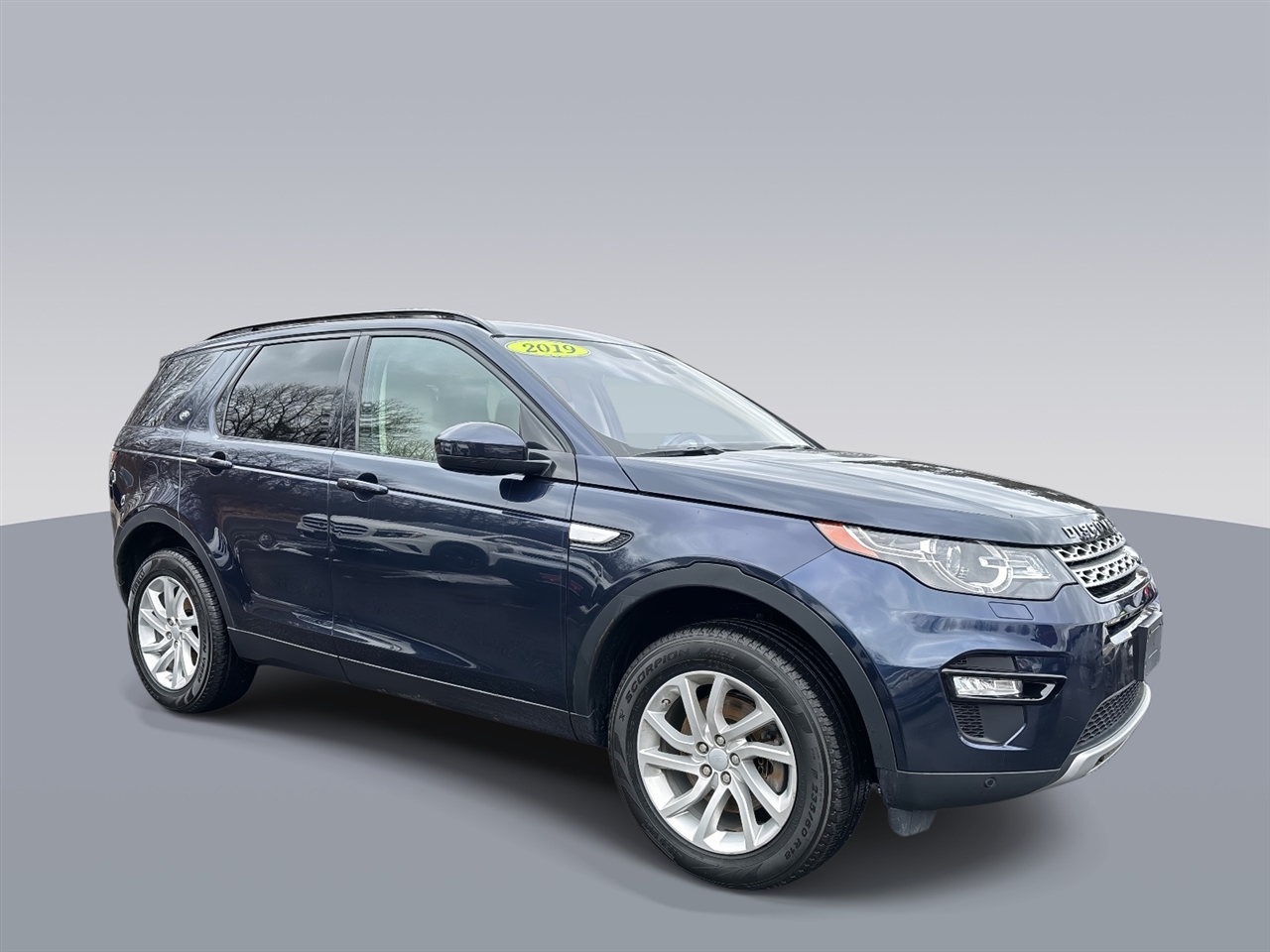 2019 Land Rover Discovery Sport HSE's photo