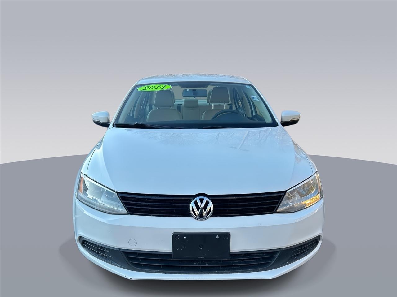 Volkswagen Jetta  2014