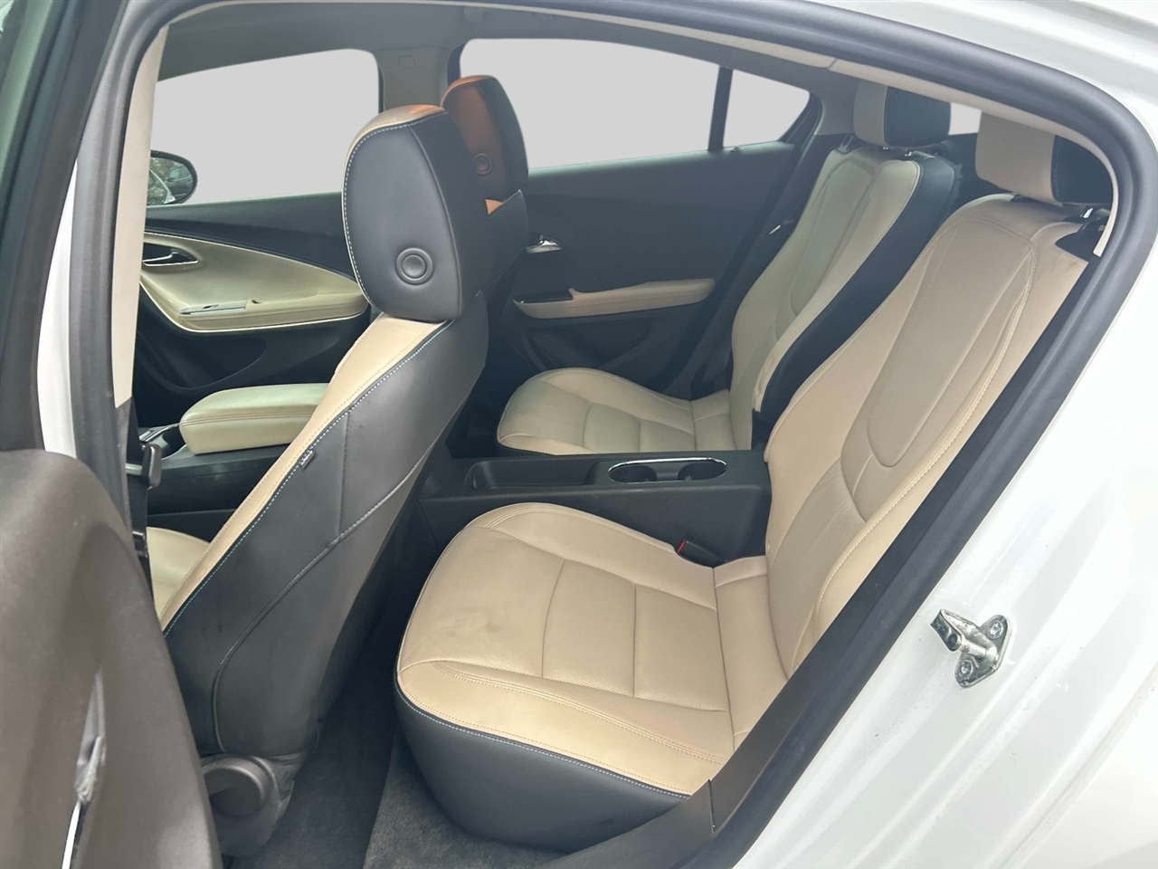 Chevrolet Volt  2012