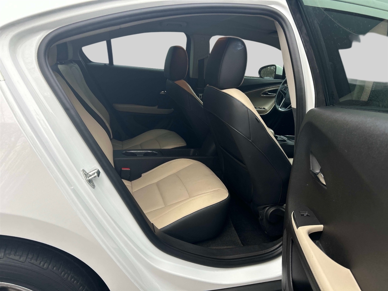 Chevrolet Volt  2012