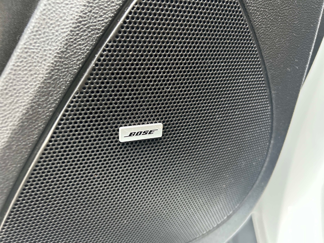 Chevrolet Volt  2012