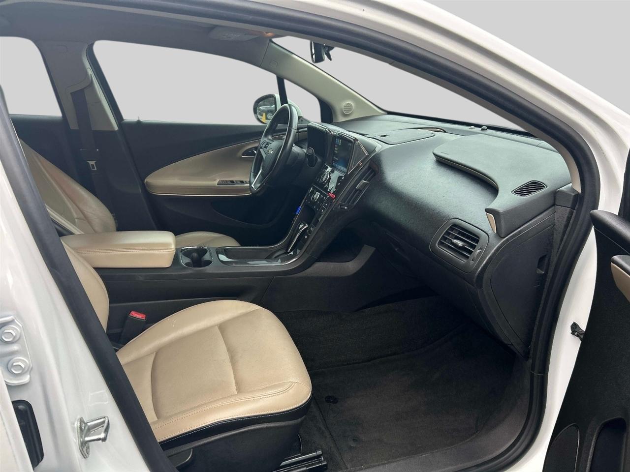 Chevrolet Volt  2012