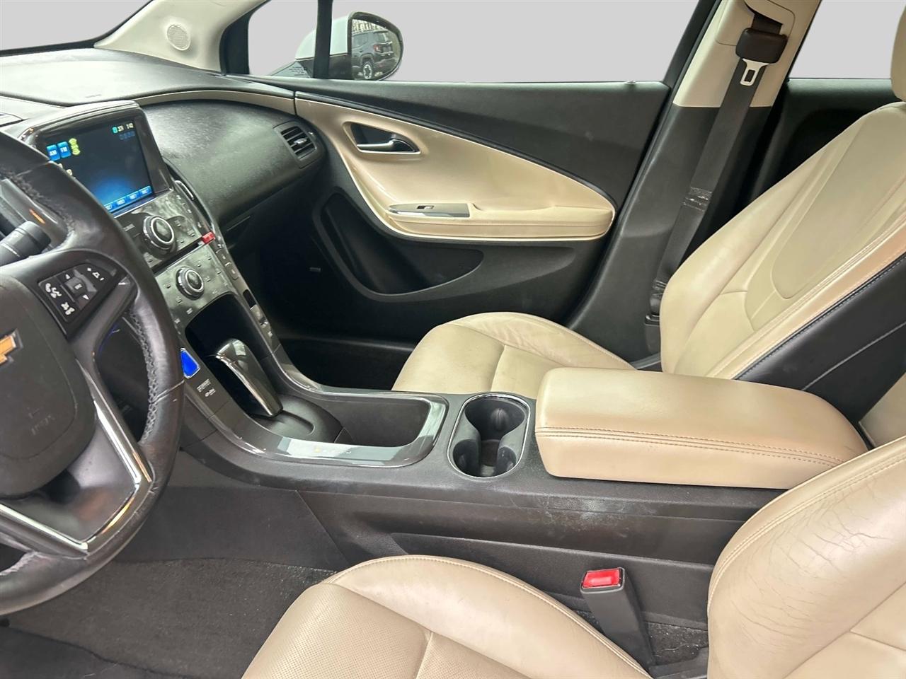 Chevrolet Volt  2012