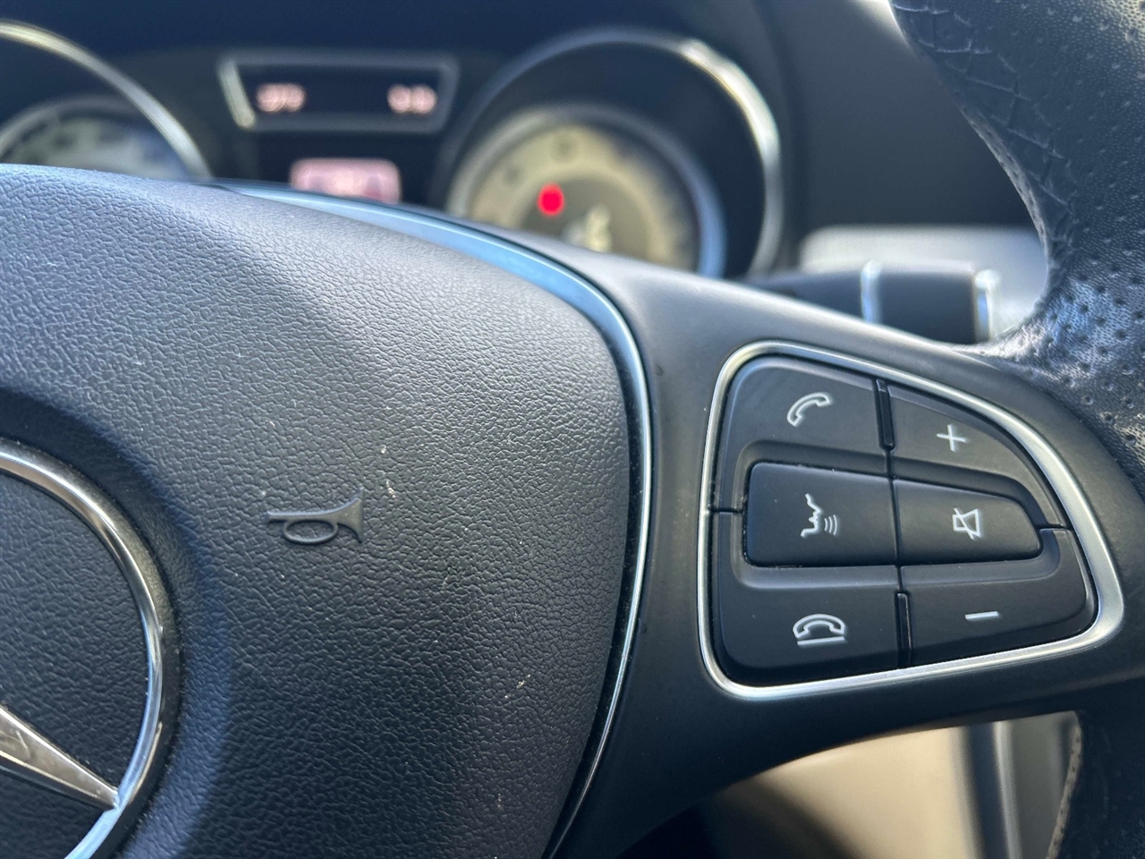 Mercedes-Benz GLA-Class  2017