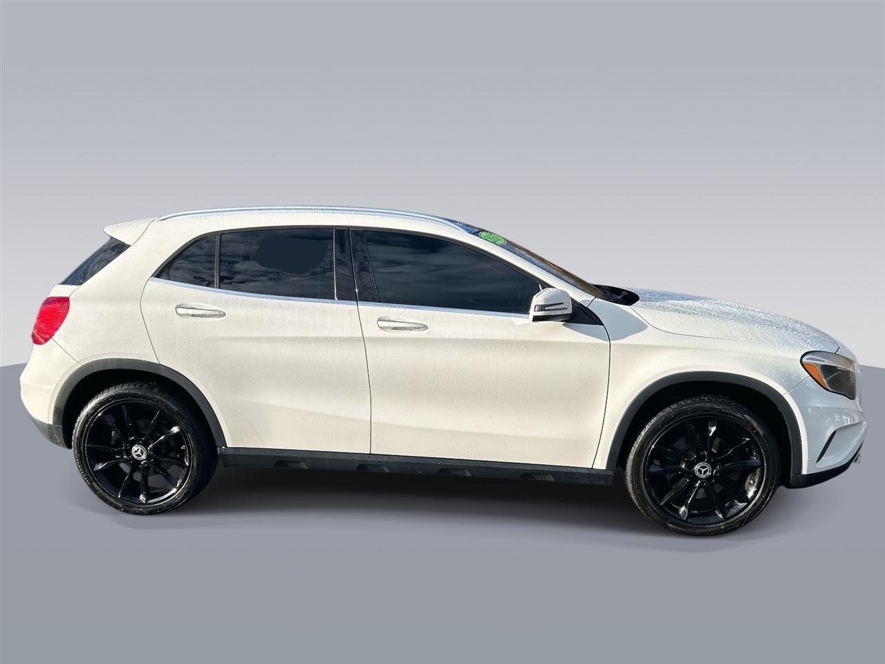 Mercedes-Benz GLA-Class  2017