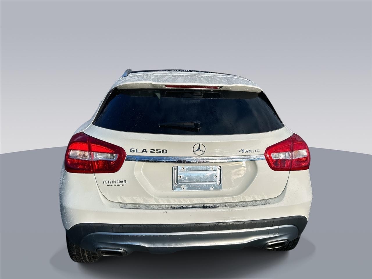 Mercedes-Benz GLA-Class  2017