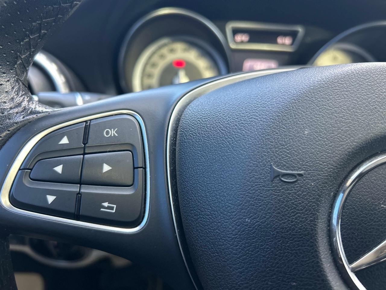 Mercedes-Benz GLA-Class  2017