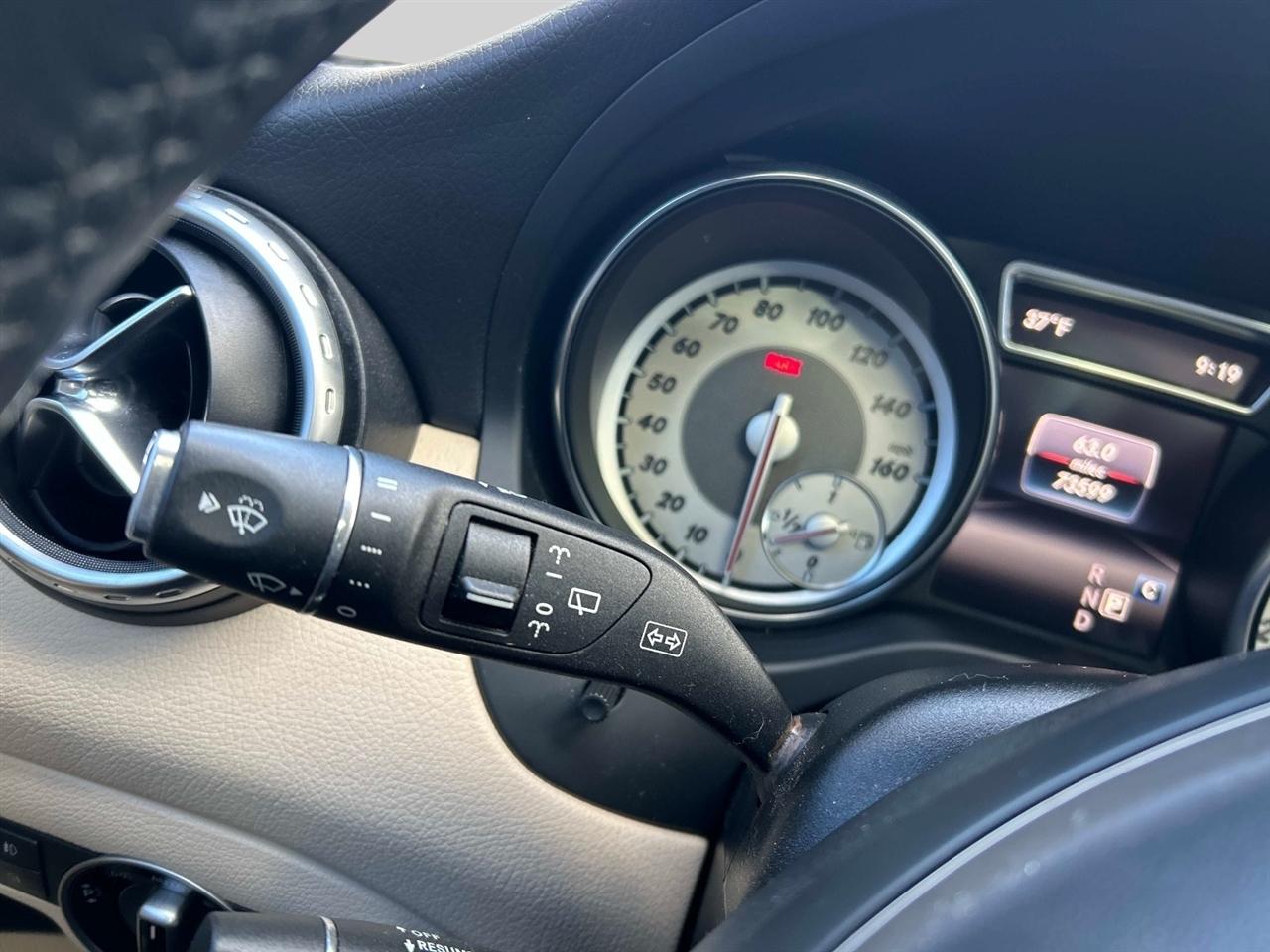 Mercedes-Benz GLA-Class  2017