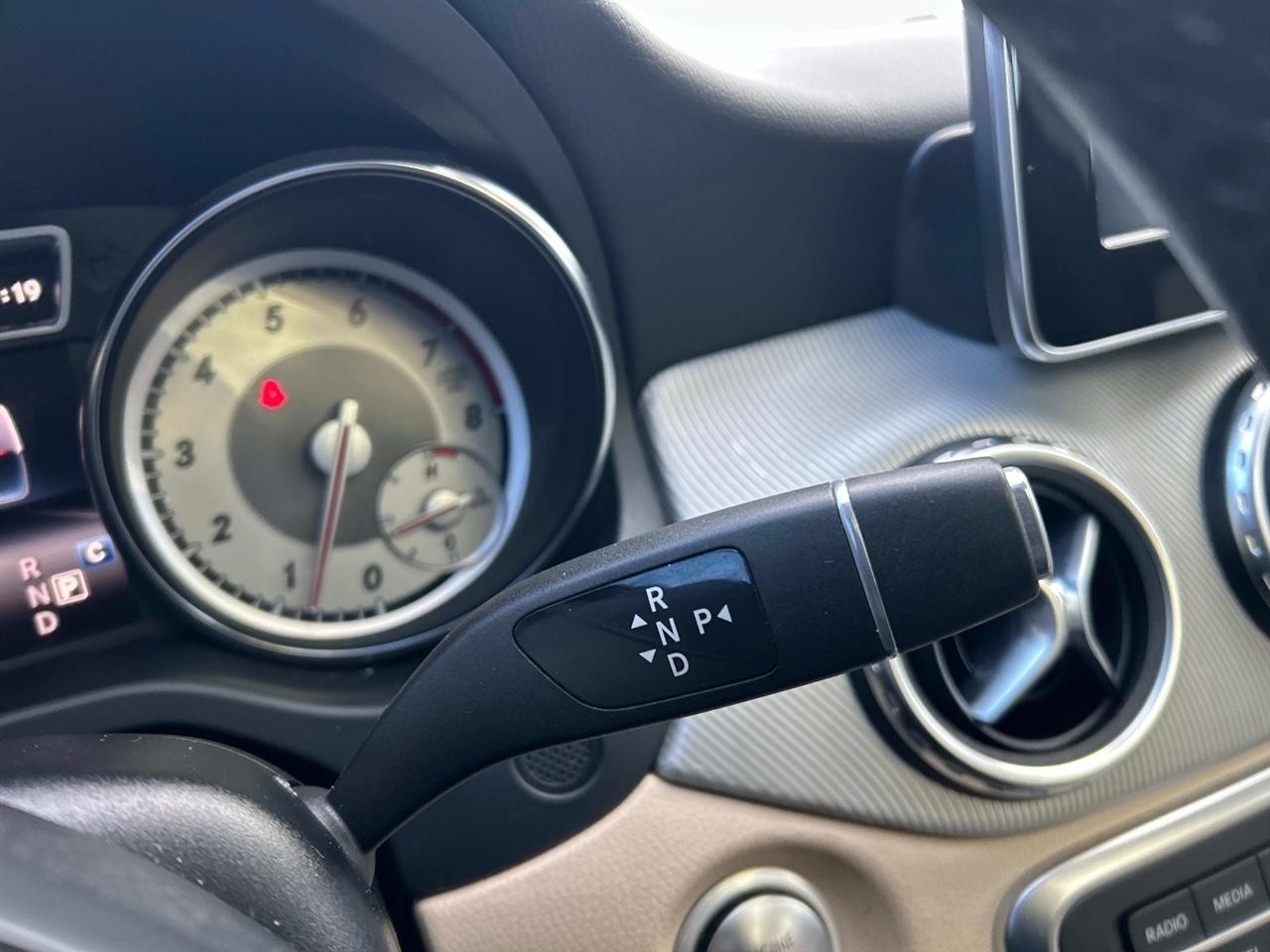 Mercedes-Benz GLA-Class  2017