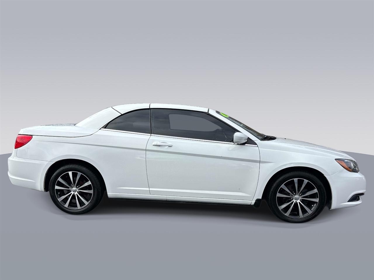 Chrysler 200 2dr Conv S 2012