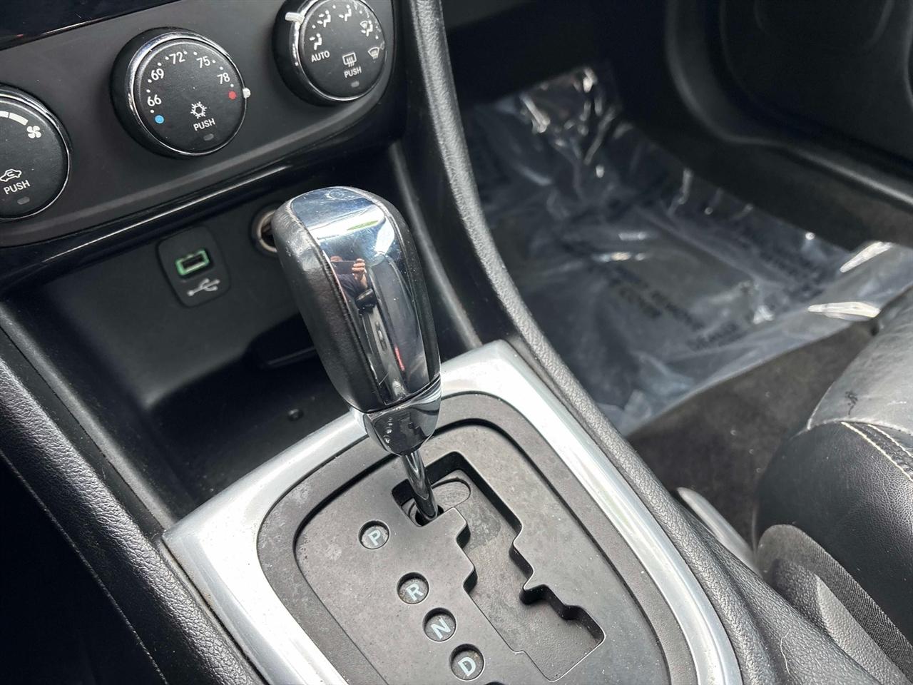 Chrysler 200 2dr Conv S 2012