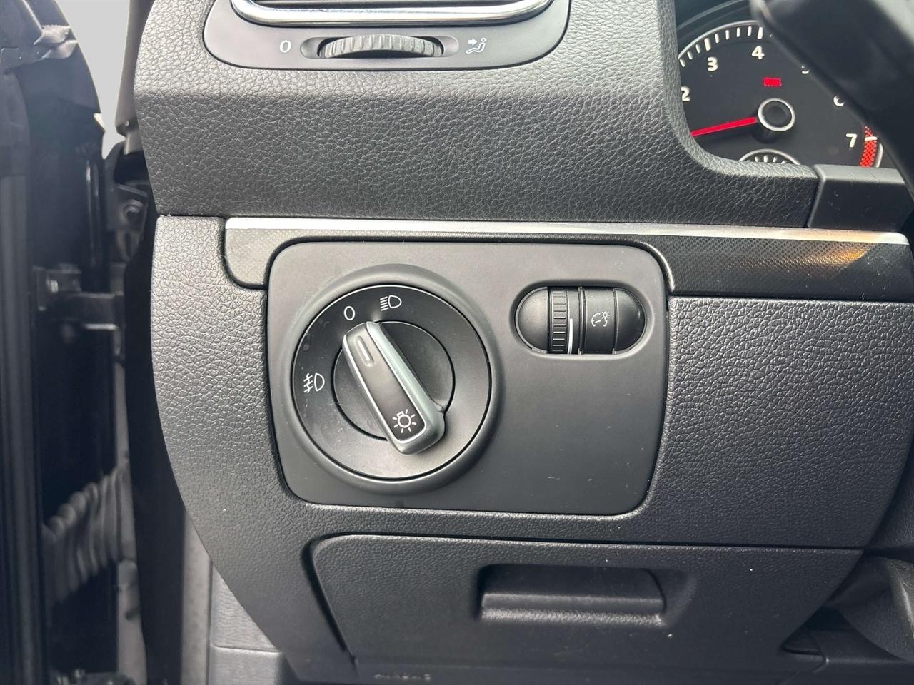 Volkswagen Eos  2013