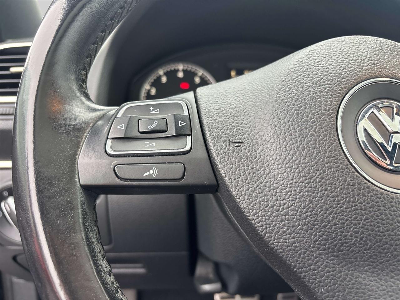 Volkswagen Eos  2013