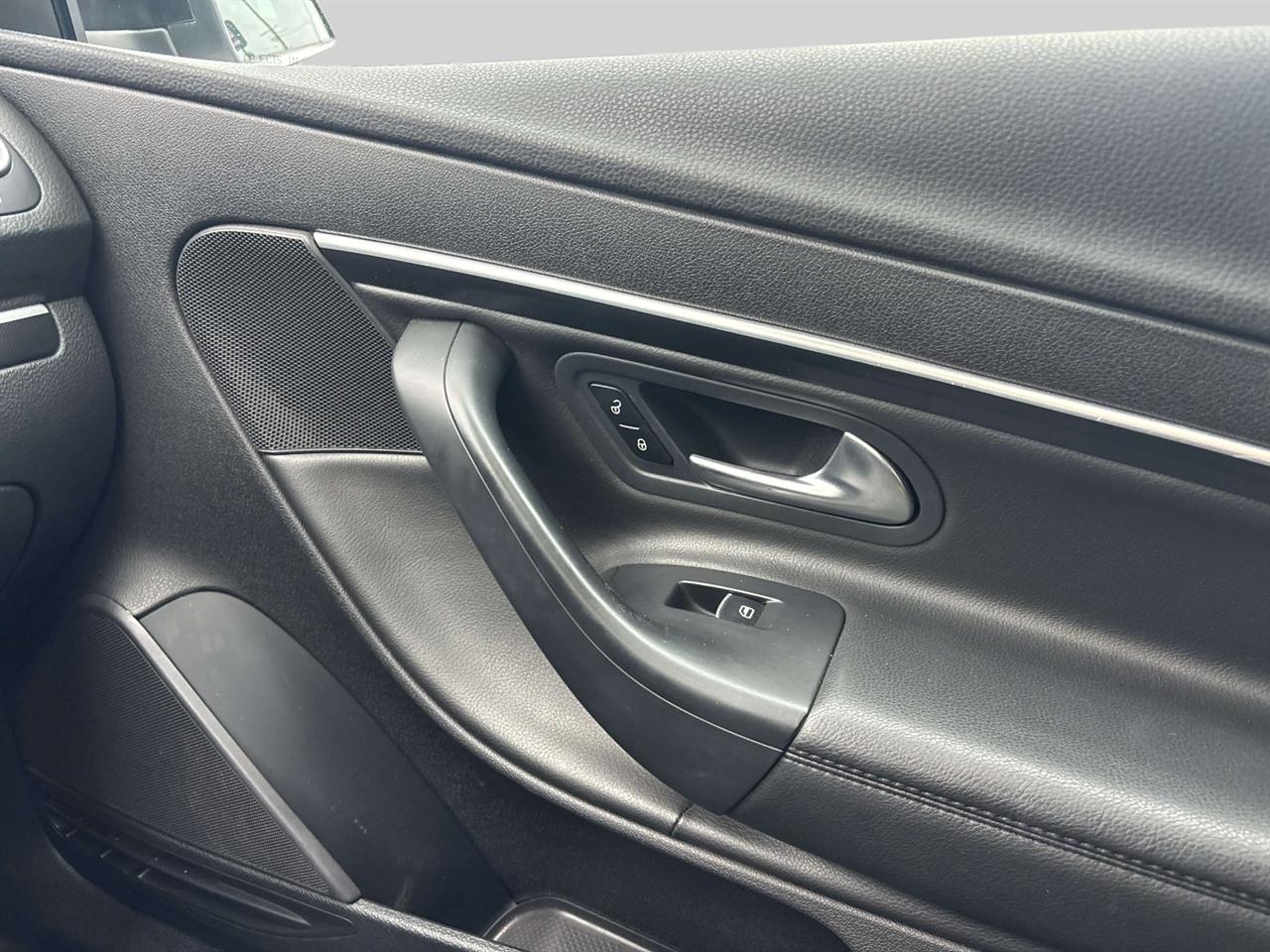 Volkswagen Eos  2013