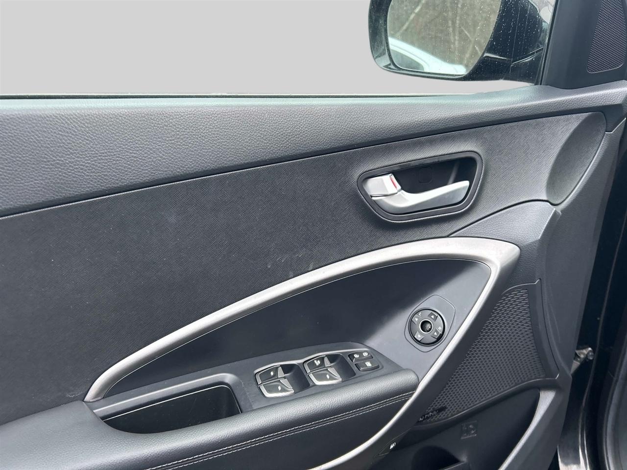 Hyundai Santa Fe  2014