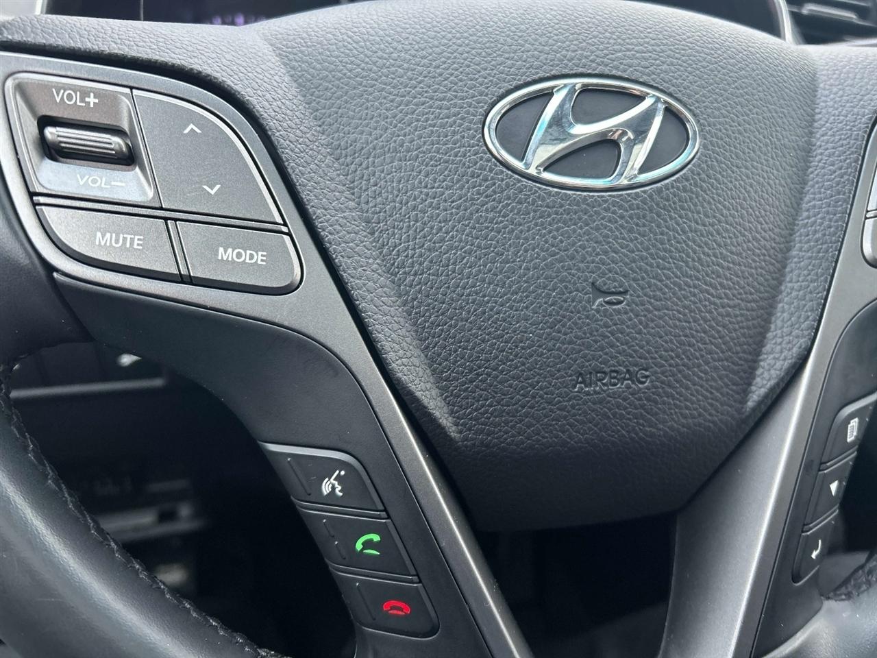 Hyundai Santa Fe  2014