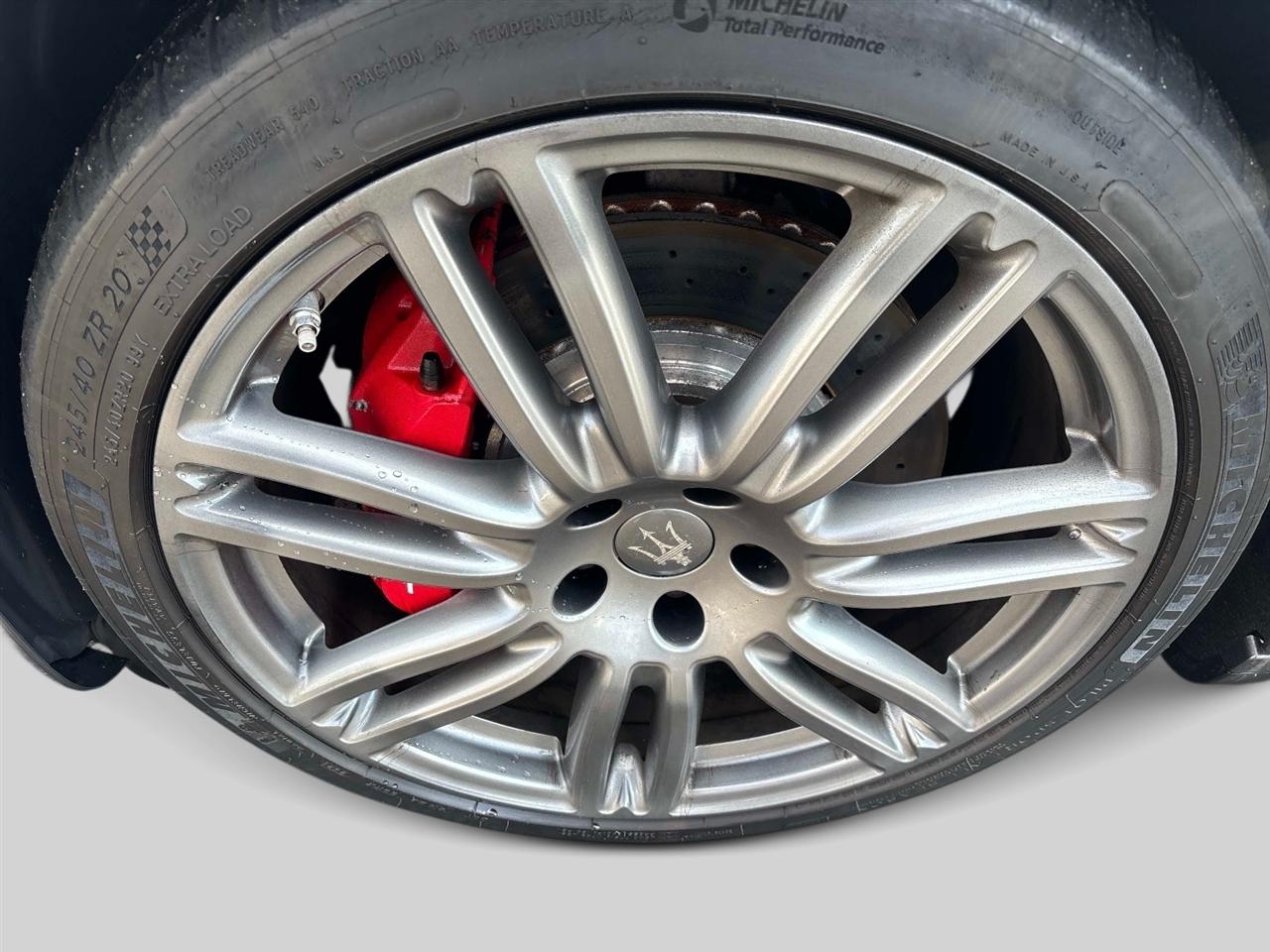 Maserati Ghibli  2017