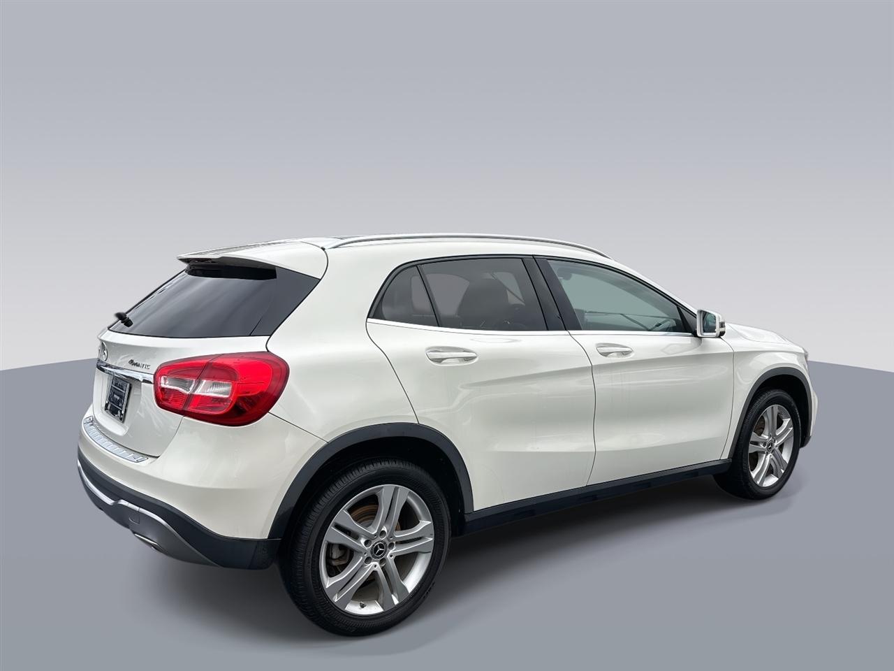 Mercedes-Benz GLA-Class  2018