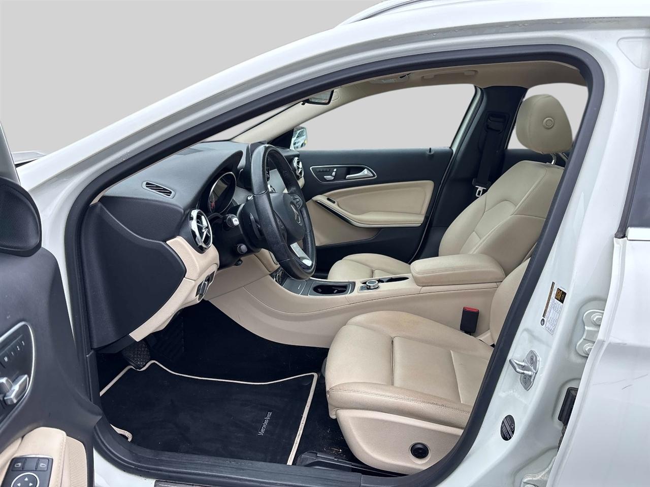 Mercedes-Benz GLA-Class  2018