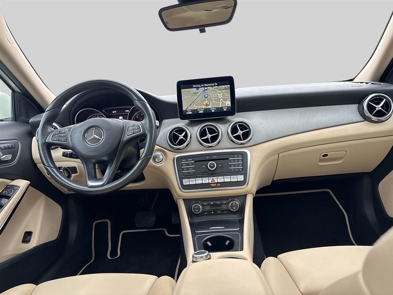 Mercedes-Benz GLA-Class  2018