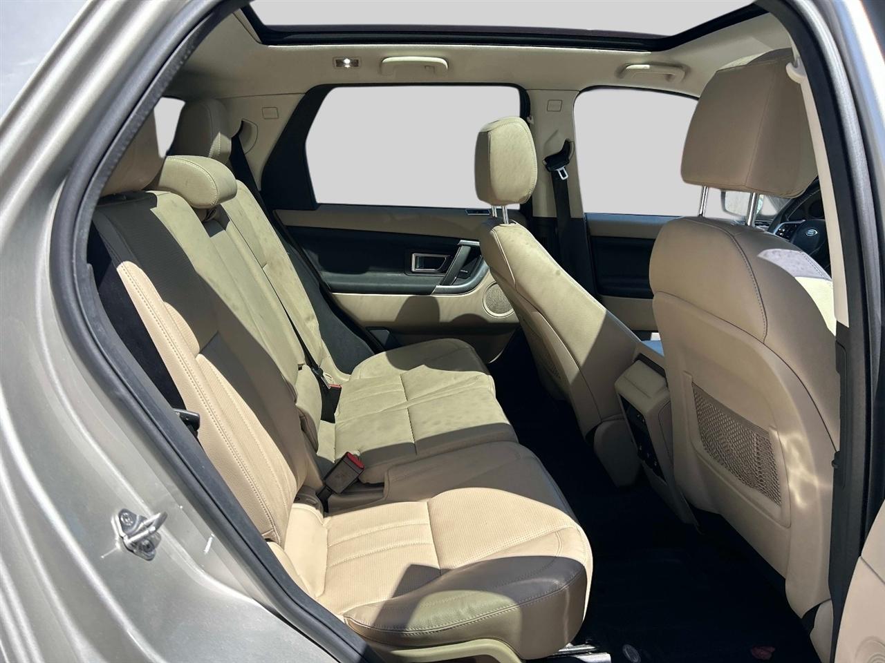 Land Rover Discovery Sport  2017