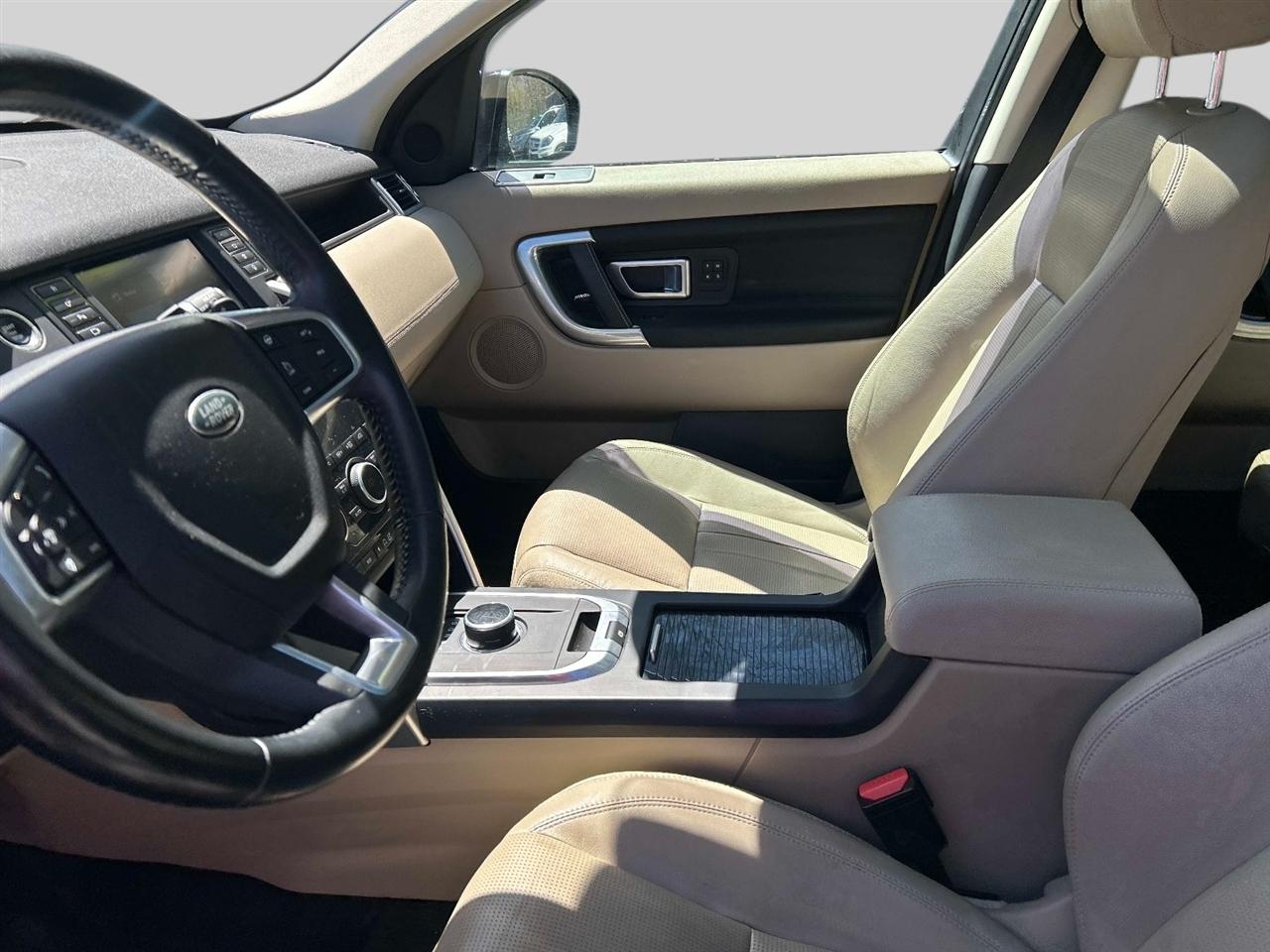 Land Rover Discovery Sport  2017