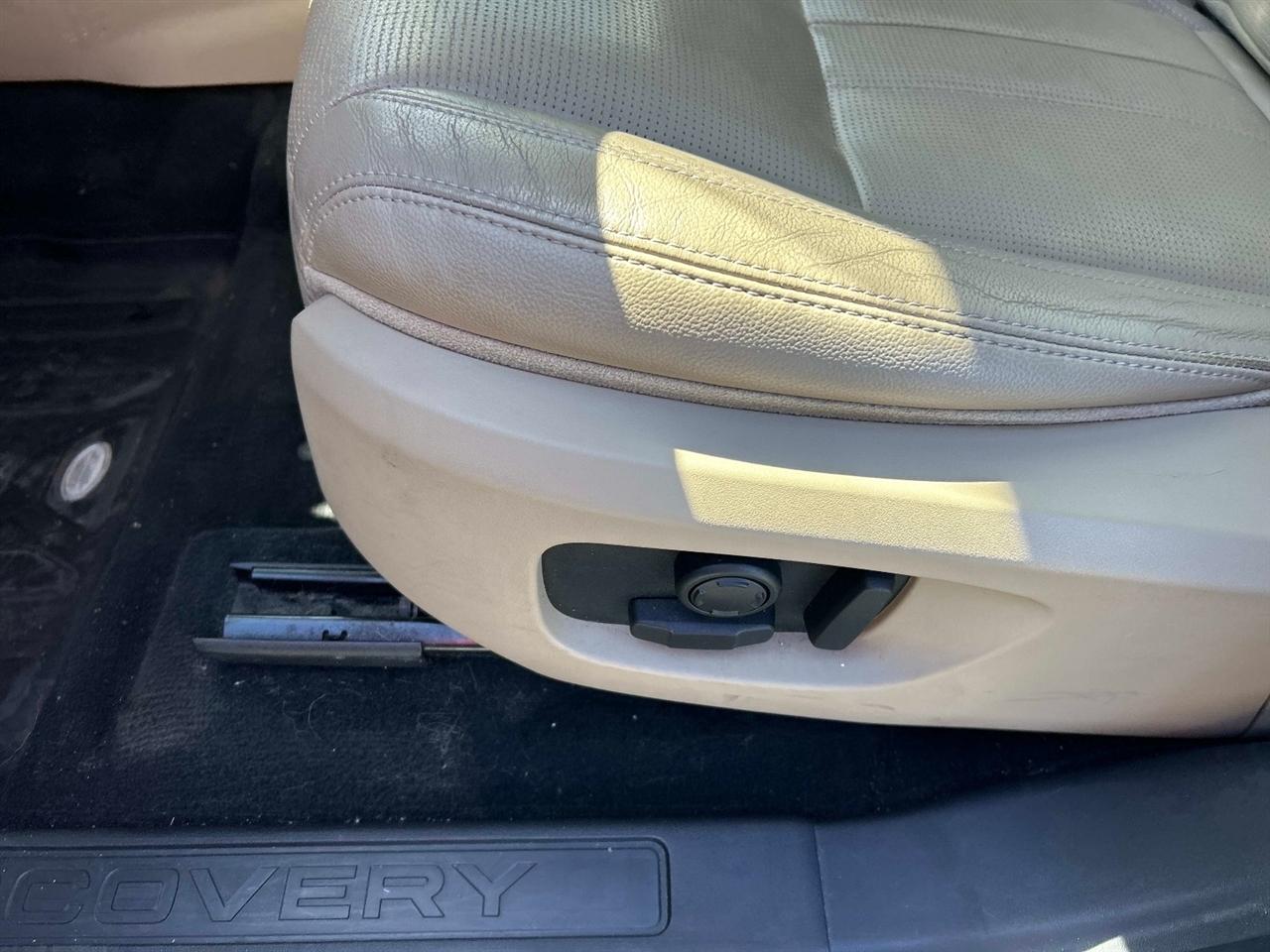 Land Rover Discovery Sport  2017