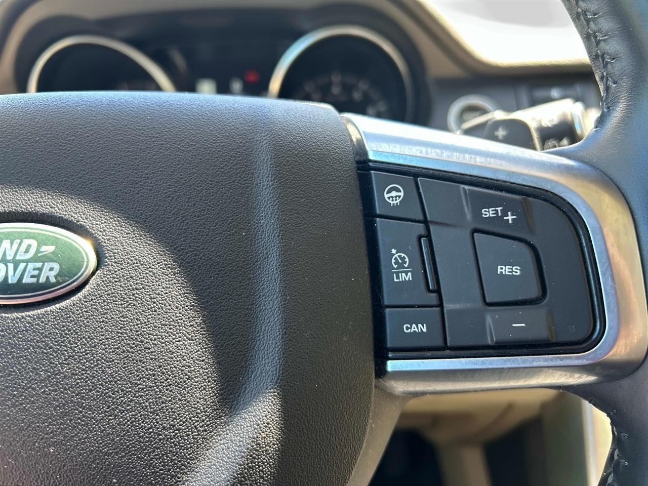 Land Rover Discovery Sport  2017