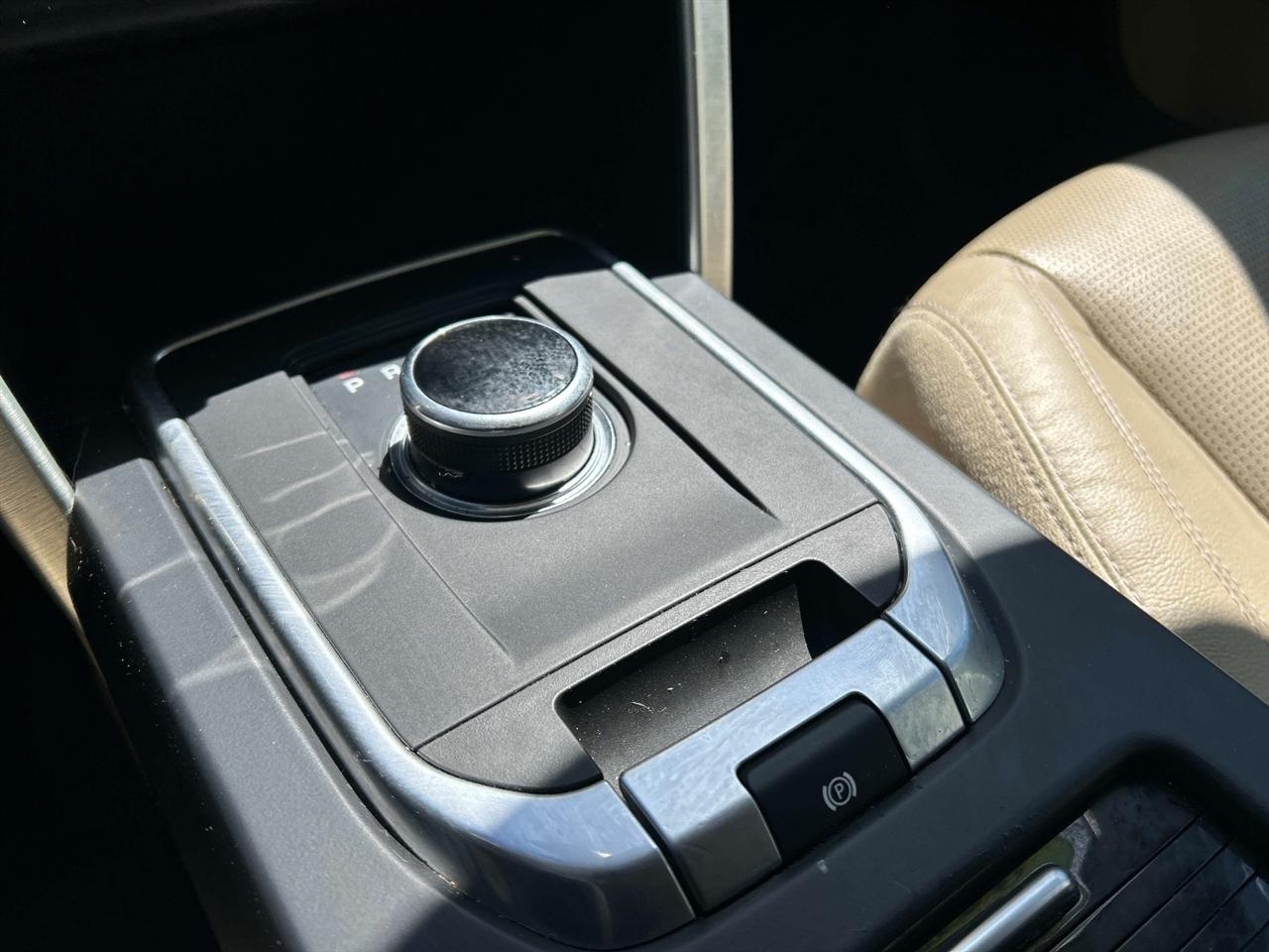 Land Rover Discovery Sport  2017