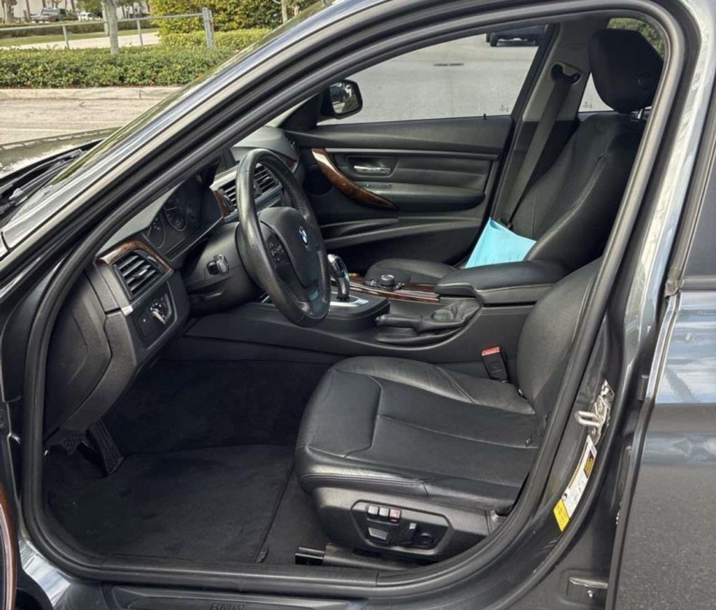 2013 BMW 3-Series 4dr Sdn 328i RWD South Africa