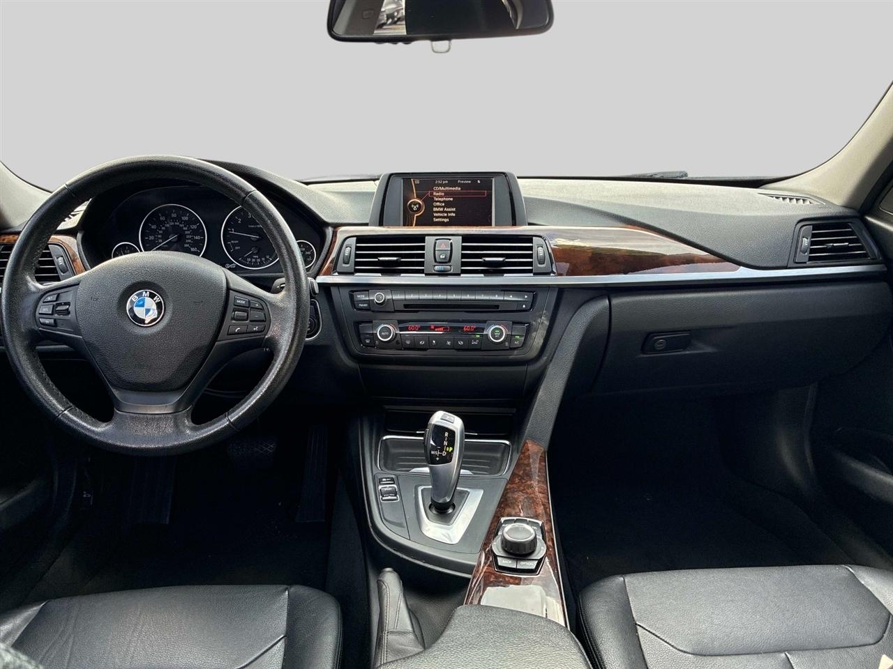 BMW 3-Series 4dr Sdn 328i RWD South Africa 2013