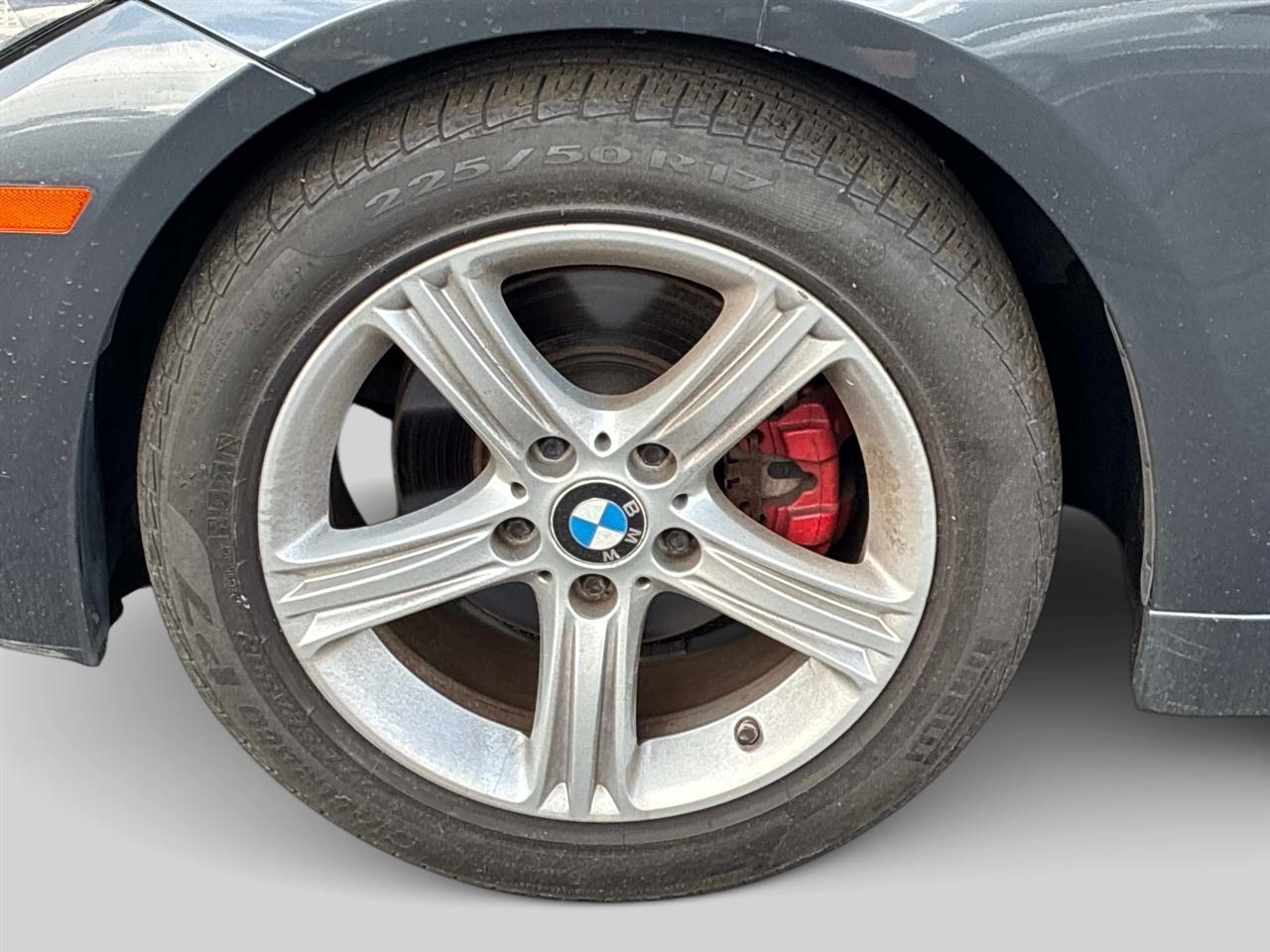 BMW 3-Series 4dr Sdn 328i RWD South Africa 2013