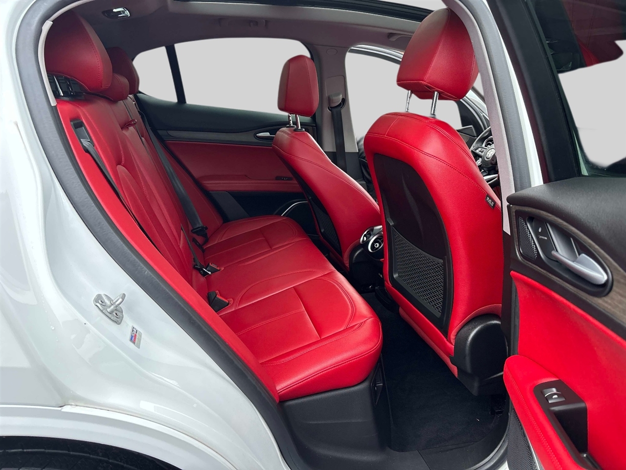 Alfa Romeo Stelvio  2021