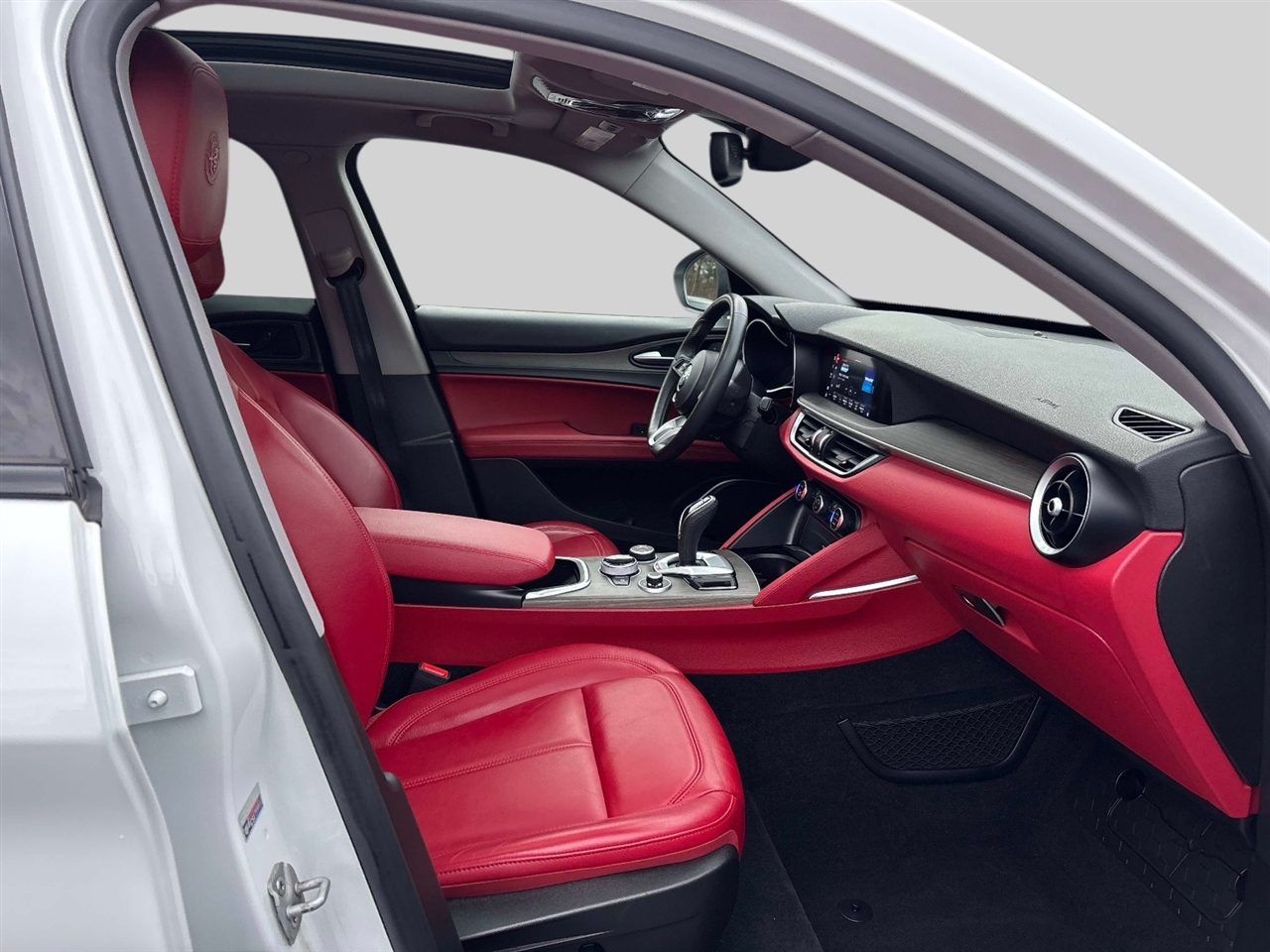 Alfa Romeo Stelvio  2021