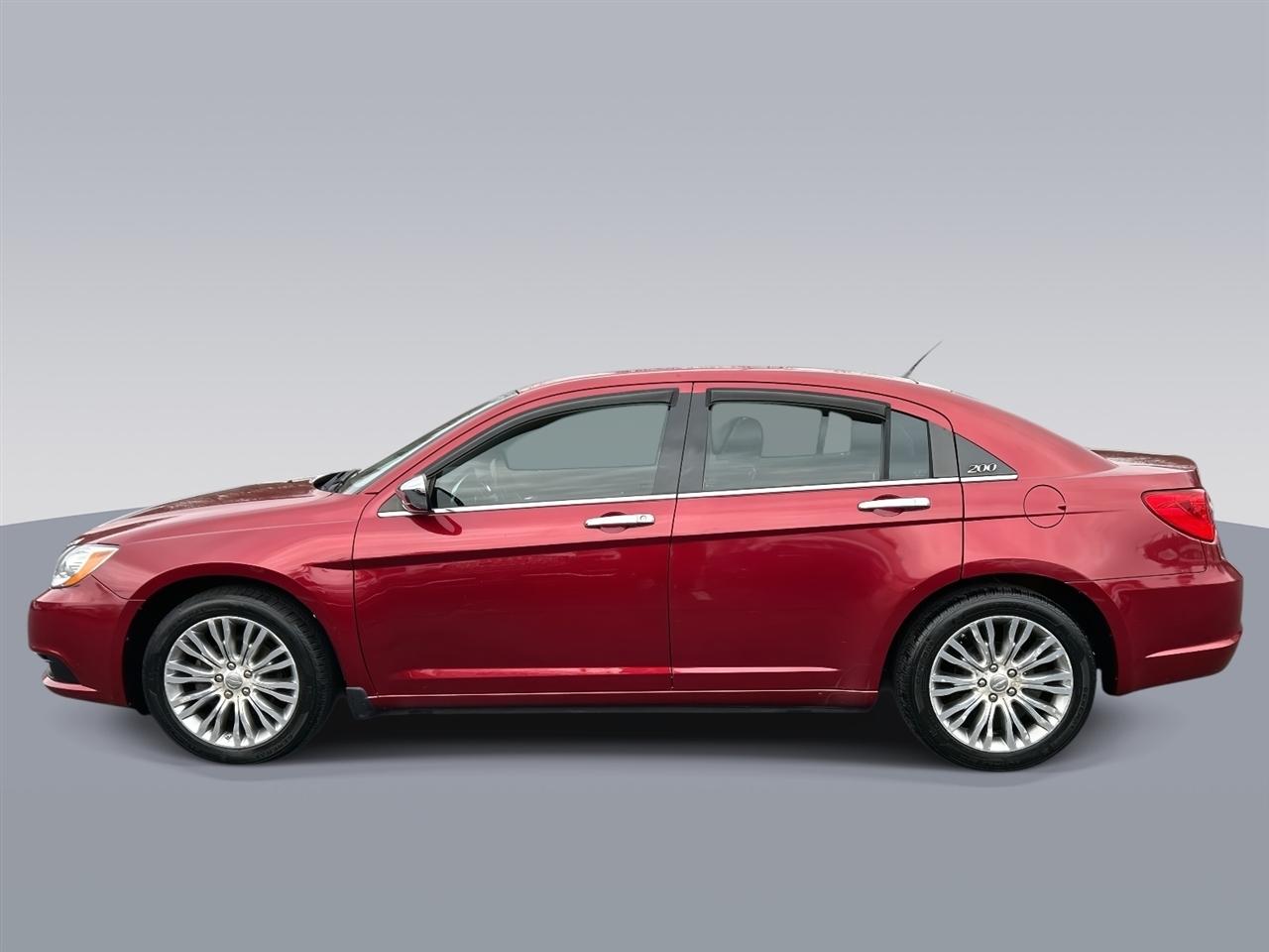 Chrysler 200  2013