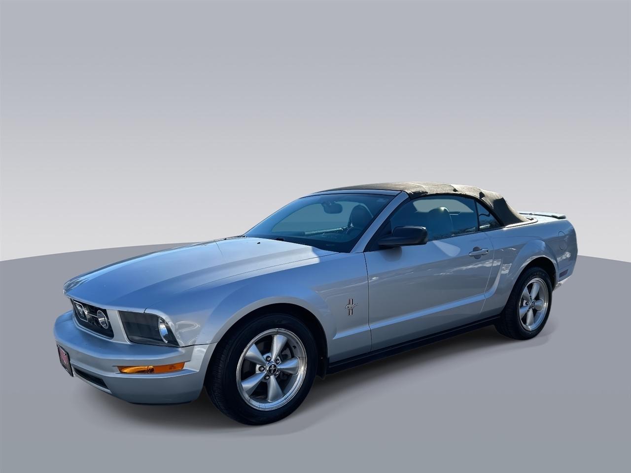 Ford Mustang  2007